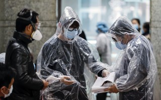  武汉最早提出疫情的8人(武汉最早提出疫情的8个人)