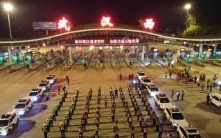  新型冠状病毒肺炎封城(冠状病毒感染性肺炎症状)