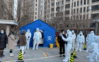  疫情第一时间是什么时候(第一件疫情在什么时候发生)